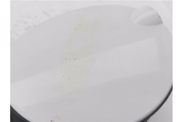 Recambio de tapa exterior combustible para seat leon (1p1) 1.2 reference referencia OEM IAM 5P0010375S 1K0010644P 