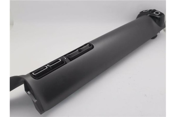 Recambio de rejilla entrada de aire para citroen c3 aircross 1.2 c-series referencia OEM IAM 13471197 39102617 