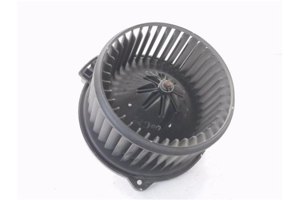 Recambio de motor calefaccion para ssangyong rodius 2.7 270 xdi referencia OEM IAM 3361614101  