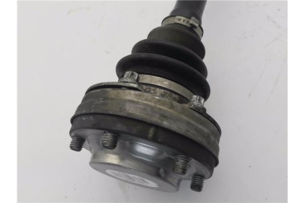 Recambio de palier trasero izquierdo para bmw serie 3 berlina (e90) 3.0 330d referencia OEM IAM 7533453A03  
