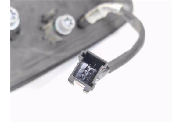 Recambio de retrovisor electrico derecho para peugeot bipper 1.4 básico referencia OEM IAM 1309570070 E24020005 