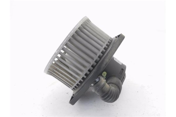 Recambio de motor calefaccion para ssangyong rodius 2.7 270 xdi referencia OEM IAM 405T0400  