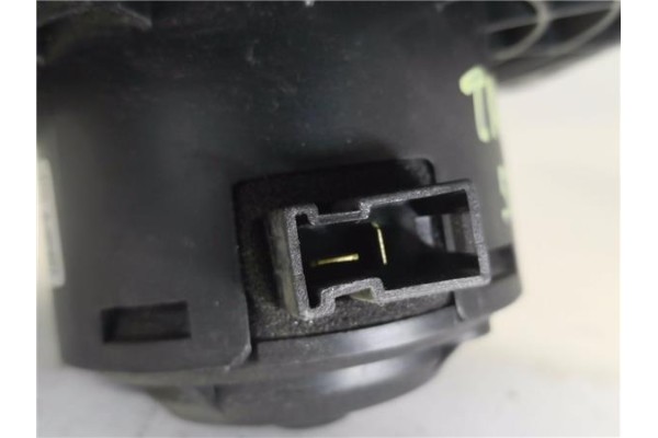 Recambio de motor calefaccion para ssangyong rodius 2.7 270 xdi referencia OEM IAM 405T0400  