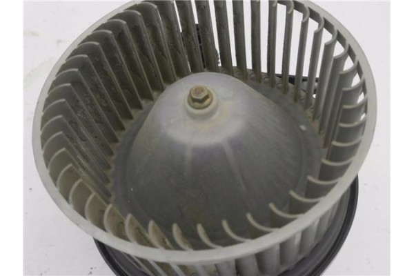 Recambio de motor calefaccion para ssangyong rodius 2.7 270 xdi referencia OEM IAM 405T0400  