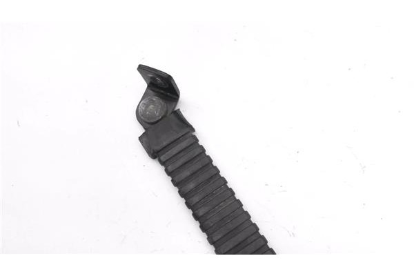 Recambio de anclaje cinturon delantero derecho para suzuki vitara (se/sf/et) 1.6 (et) referencia OEM IAM 3051990  