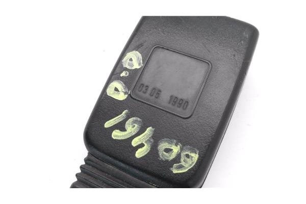 Recambio de anclaje cinturon delantero derecho para suzuki vitara (se/sf/et) 1.6 (et) referencia OEM IAM 3051990  