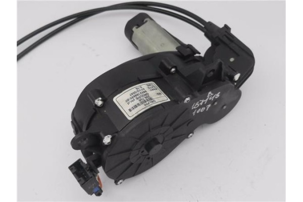 Recambio de motor cierre centralizado delantero derecho para peugeot 1007 1.4 sporty referencia OEM IAM 968218968000 1687667503 