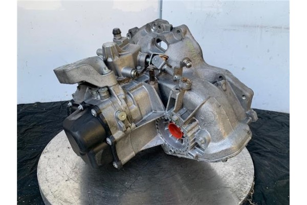 Recambio de caja cambios manual para opel corsa d 1.3 cdti referencia OEM IAM 24579793  