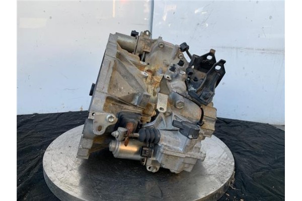 Recambio de caja cambios automatica para toyota yaris (ksp9/scp9/nlp9) 1.4 d-4d referencia OEM IAM 303000D073  