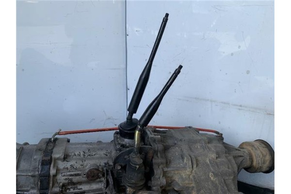 Recambio de caja cambios manual 4x4 para nissan terrano ii (r20) 2.7 td 4wd referencia OEM IAM 32101G2341 3213135G41 