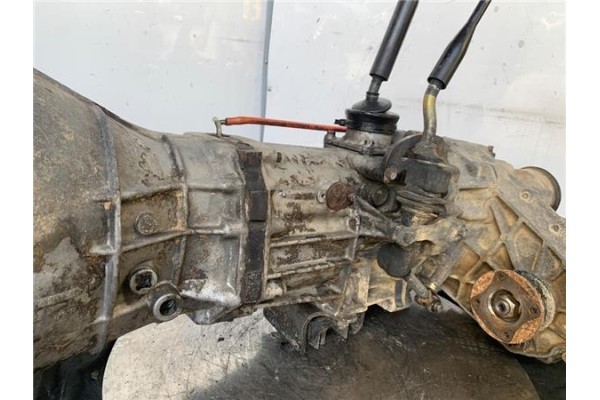 Recambio de caja cambios manual 4x4 para nissan terrano ii (r20) 2.7 td 4wd referencia OEM IAM 32101G2341 3213135G41 