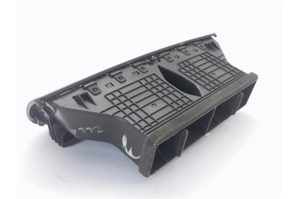 Recambio de rejilla entrada de aire para opel mokka 1.7 excellence referencia OEM IAM 95316390 95016183 