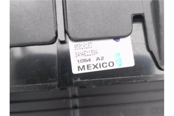 Recambio de rejilla entrada de aire para opel mokka 1.7 excellence referencia OEM IAM 95316390 95016183 