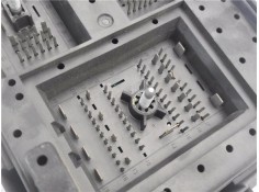 Recambio de caja fusibles/rele para opel mokka 1.7 excellence referencia OEM IAM 95263744 30959L 
