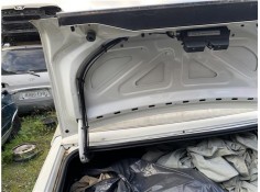 Recambio de tapa maletero para chrysler le baron 3.0 i v6 referencia OEM IAM 3C3XA563XL6G72143CV104KW  