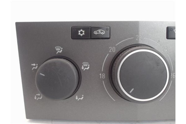 Recambio de mandos climatizador para opel astra h berlina referencia OEM IAM (13245116) (90151-268) (ST3) 