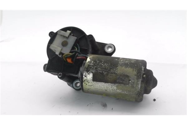 Recambio de motor limpiaparabrisas trasero para nissan patrol (k/w260) 2.8 d referencia OEM IAM   