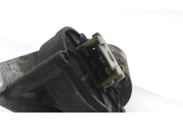 Recambio de motor limpiaparabrisas trasero para nissan patrol (k/w260) 2.8 d referencia OEM IAM   