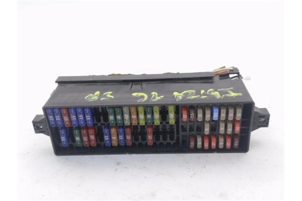 Recambio de caja reles para seat ibiza st (6j8) 1.2 tsi referencia OEM IAM 5J0937019 6R0937565 