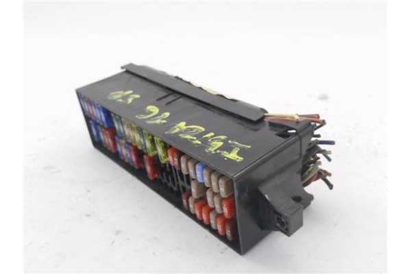 Recambio de caja reles para seat ibiza st (6j8) 1.2 tsi referencia OEM IAM 5J0937019 6R0937565 