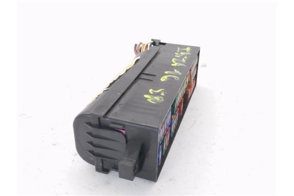 Recambio de caja reles para seat ibiza st (6j8) 1.2 tsi referencia OEM IAM 5J0937019 6R0937565 