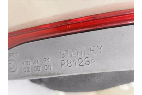 Recambio de piloto porton trasero derecho para honda accord viii tourer (cm_) 2.2 i-ctdi referencia OEM IAM P8129R  