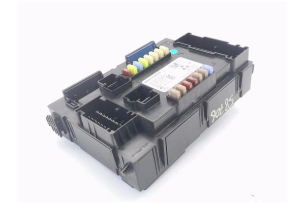 Recambio de caja fusibles/rele para fiat ii tipo (356) berlina 1.3 easy referencia OEM IAM 521758460E  