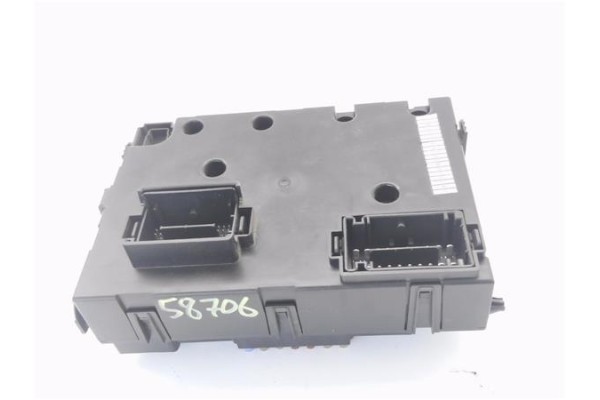 Recambio de caja fusibles/rele para fiat ii tipo (356) berlina 1.3 easy referencia OEM IAM 521758460E  