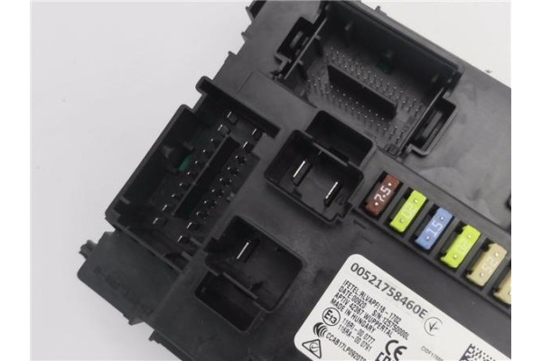 Recambio de caja fusibles/rele para fiat ii tipo (356) berlina 1.3 easy referencia OEM IAM 521758460E  
