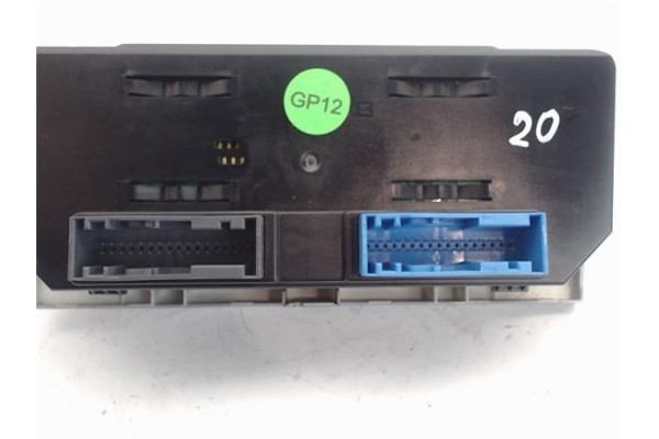 Recambio de mandos climatizador para opel astra h berlina referencia OEM IAM (13245116) (90151-268) (ST3) 