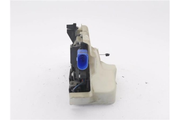 Recambio de cierre electromagnetico trasero izquierdo para volkswagen touran (1t1) 1.9 tdi referencia OEM IAM 7L0839015D  