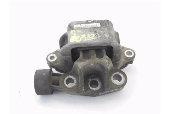 Recambio de soporte derecho motor para opel mokka 1.7 excellence referencia OEM IAM 95135160  