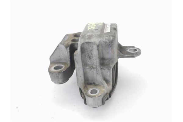 Recambio de soporte derecho motor para opel mokka 1.7 excellence referencia OEM IAM 95135160  