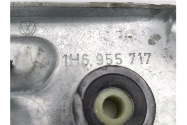 Recambio de motor limpiaparabrisas trasero para volkswagen golf iii (1h1) 1.6 referencia OEM IAM 1H6955713A 1H6955717 