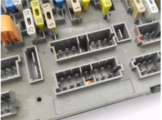 Recambio de caja fusibles/rele para peugeot 405 berlina 1.9 injection referencia OEM IAM 6500C3  