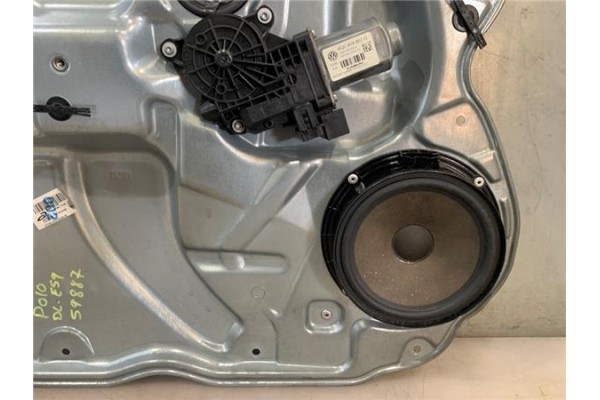 Recambio de elevalunas electrico delantero izquierdo para volkswagen polo iv (9n1) 1.4 tdi referencia OEM IAM 6Q4837401AM 3B1837