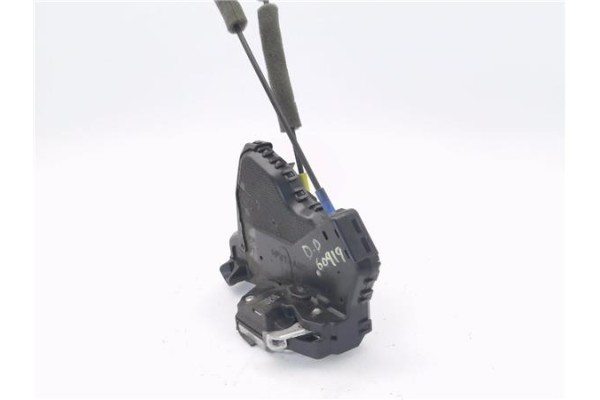 Recambio de cierre electromagnetico delantero derecho para toyota corolla verso (r1) 2.2 d-4d sport referencia OEM IAM 690300216