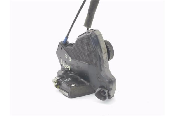 Recambio de cierre electromagnetico delantero izquierdo para toyota corolla verso (r1) 2.2 d-4d sport referencia OEM IAM 6904002