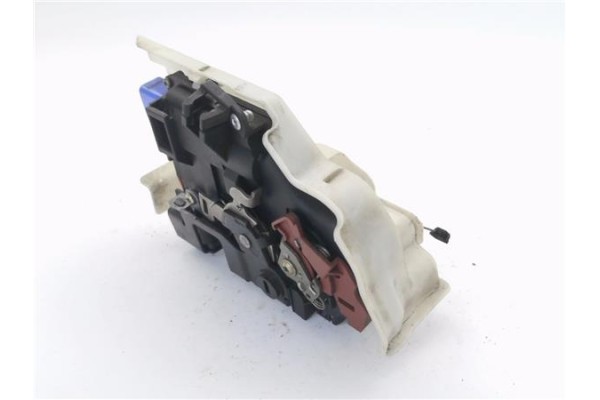 Recambio de cierre electromagnetico trasero derecho para volkswagen touran (1t1) 2.0 tdi referencia OEM IAM 7L0839016D  
