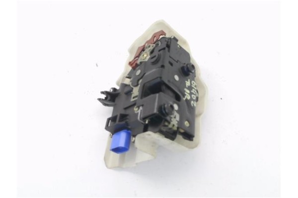 Recambio de cierre electromagnetico trasero derecho para volkswagen touran (1t1) 2.0 tdi referencia OEM IAM 7L0839016D  