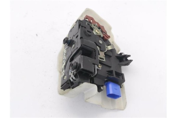 Recambio de cierre electromagnetico trasero izquierdo para volkswagen touran (1t1) 2.0 tdi referencia OEM IAM 7L0839015D  