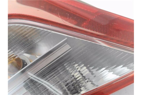 Recambio de piloto trasero izquierdo para toyota yaris (ksp9/scp9/nlp9) 1.4 active referencia OEM IAM 815610D370  