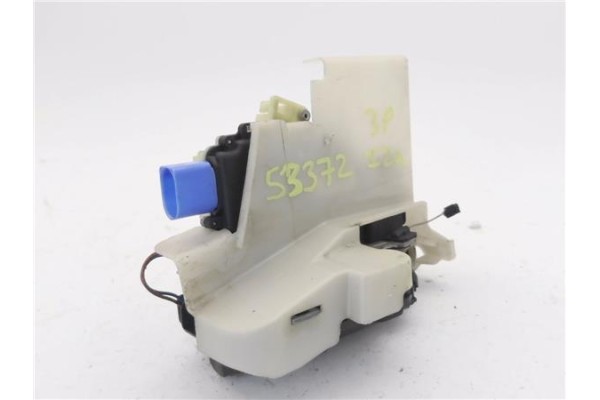 Recambio de cierre electromagnetico delantero izquierdo para volkswagen polo iv (9n3) 1.4 advance referencia OEM IAM 3B1837015AQ