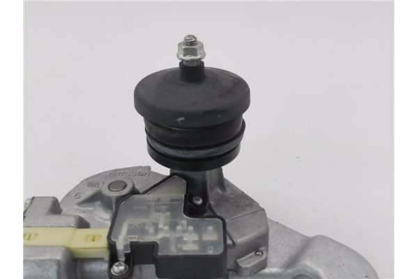 Recambio de motor limpiaparabrisas trasero para opel agila b 1.2 referencia OEM IAM 93193393  