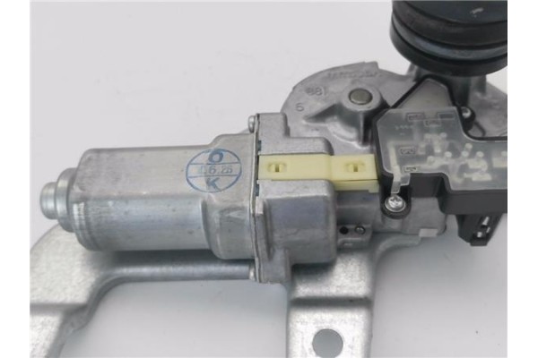 Recambio de motor limpiaparabrisas trasero para opel agila b 1.2 referencia OEM IAM 93193393  