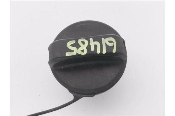Recambio de tapon combustible para opel agila b 1.2 referencia OEM IAM 95508023  
