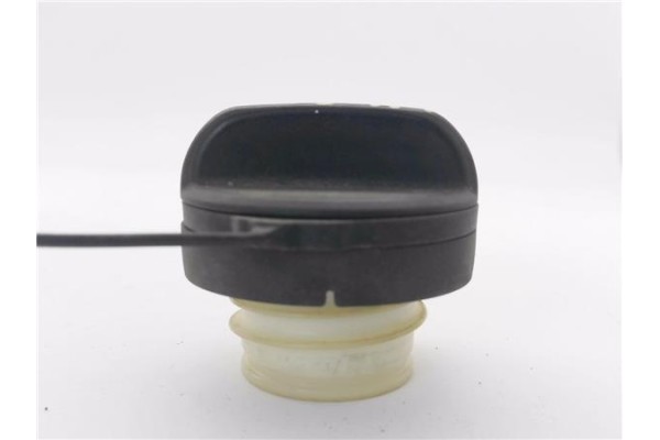 Recambio de tapon combustible para opel agila b 1.2 referencia OEM IAM 95508023  