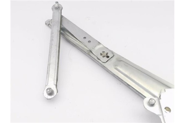 Recambio de mecanismo elevalunas delantero izquierdo para opel agila b 1.2 referencia OEM IAM 95512982  