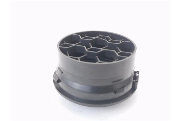 Recambio de rejilla entrada de aire para seat ibiza berlina (6j5) 1.4 referencia OEM IAM 6J0819110  