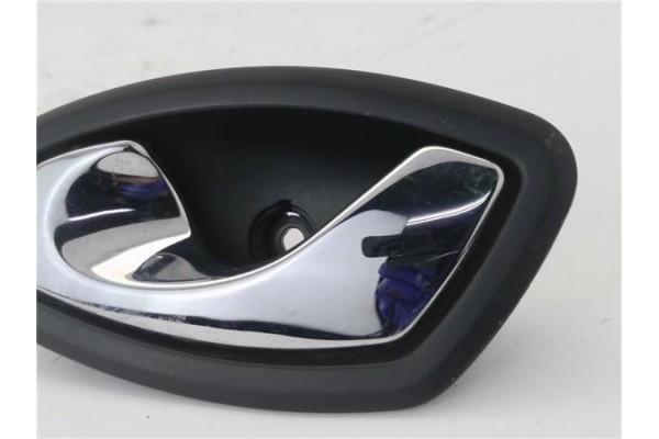 Recambio de manilla int. puerta delantero izquierda para renault clio iv 1.2 expression referencia OEM IAM 826730001R  